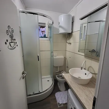 Apartment Studio Apartman Diklo *